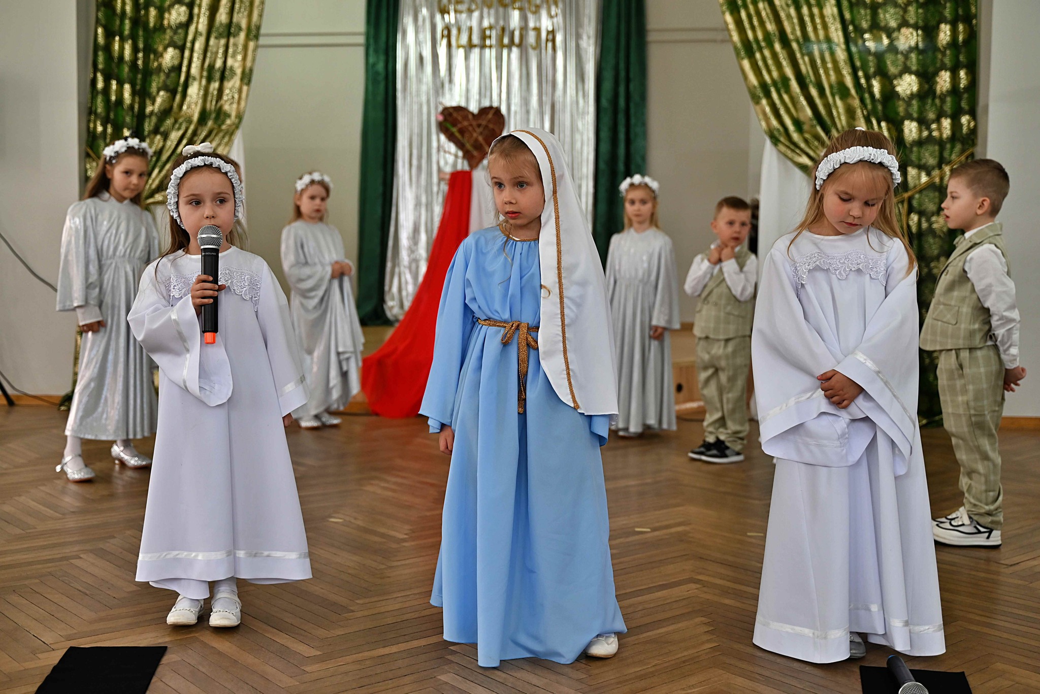 669724248 981797011079987 7122231955429471377 N