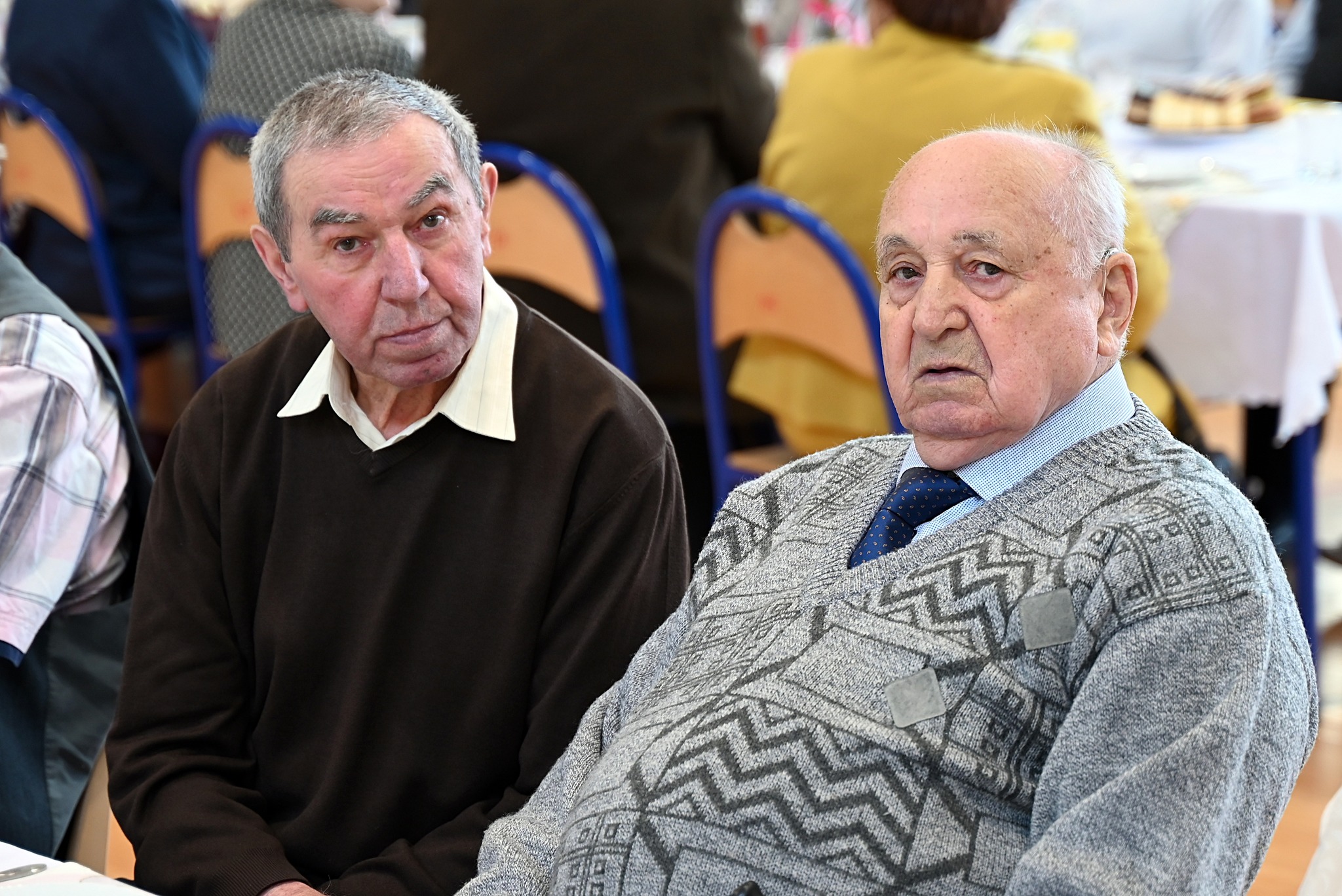 672591993 982594664333555 8129863371692899157 N