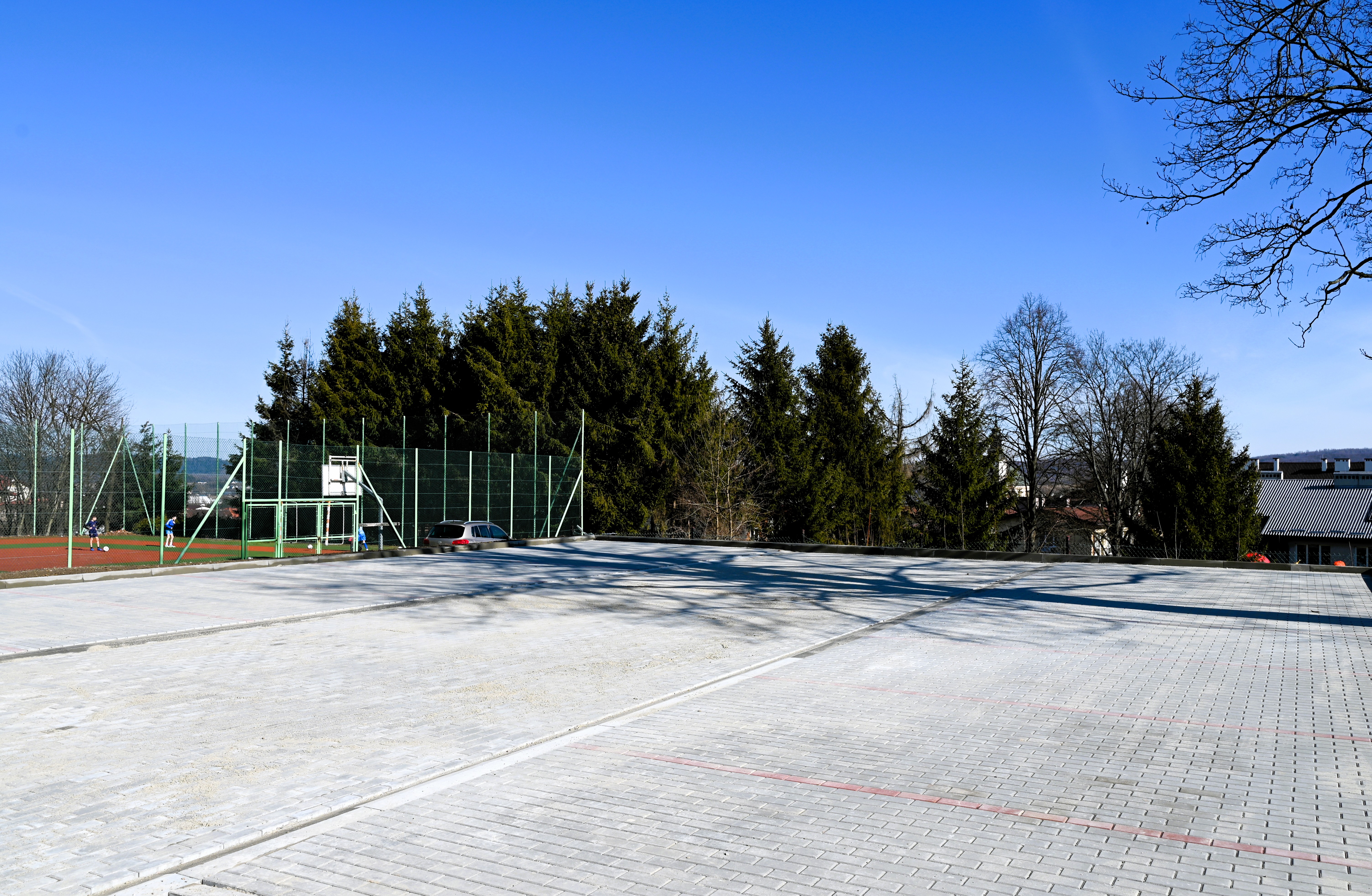 Nowe miejsca postojowe w Brzozowie 