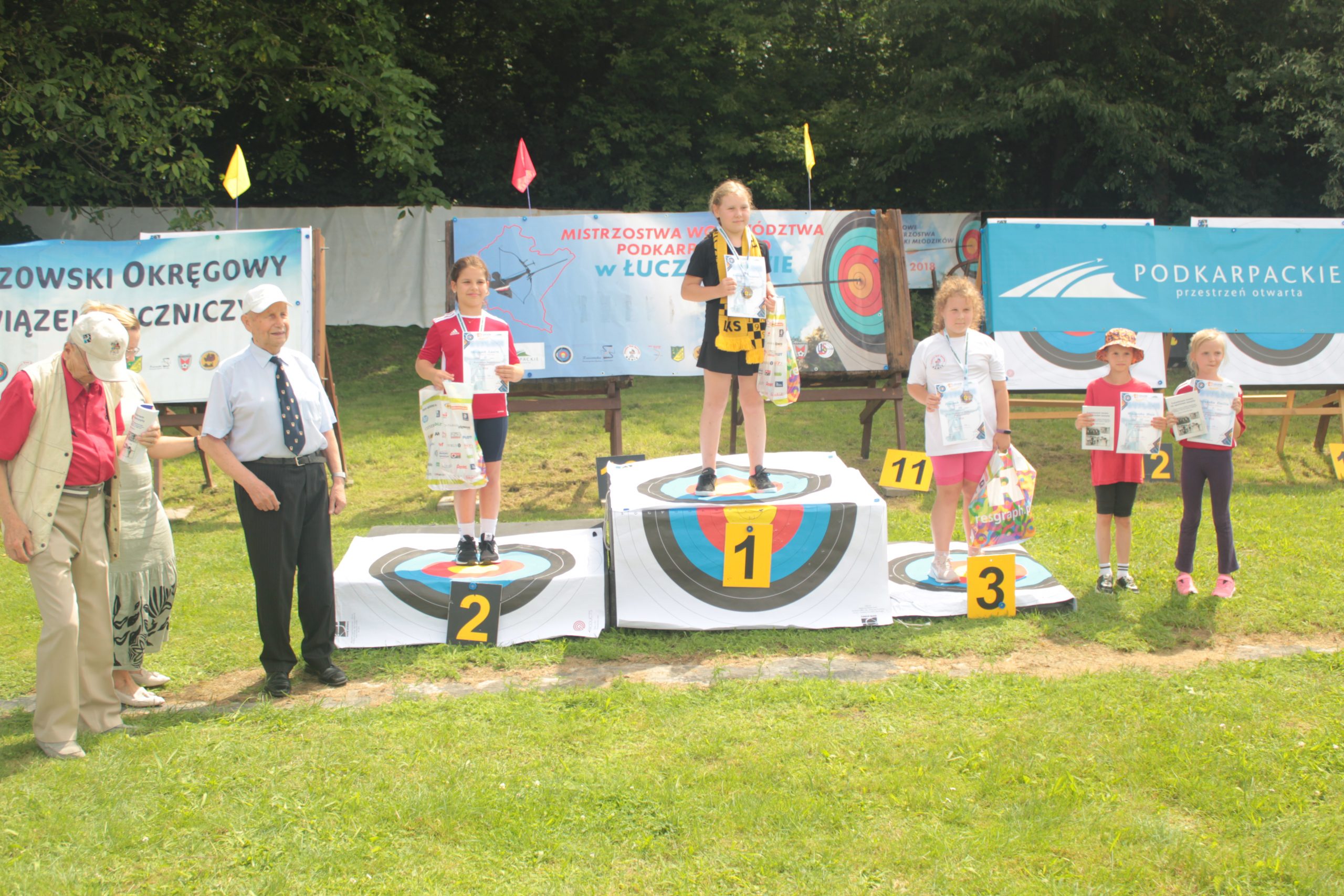 Zabawa choinkowa w Domu Pomocy Społecznej dla Dzieci Zgromadzenia Sióstr Służebniczek NMP NP w Starej Wsi