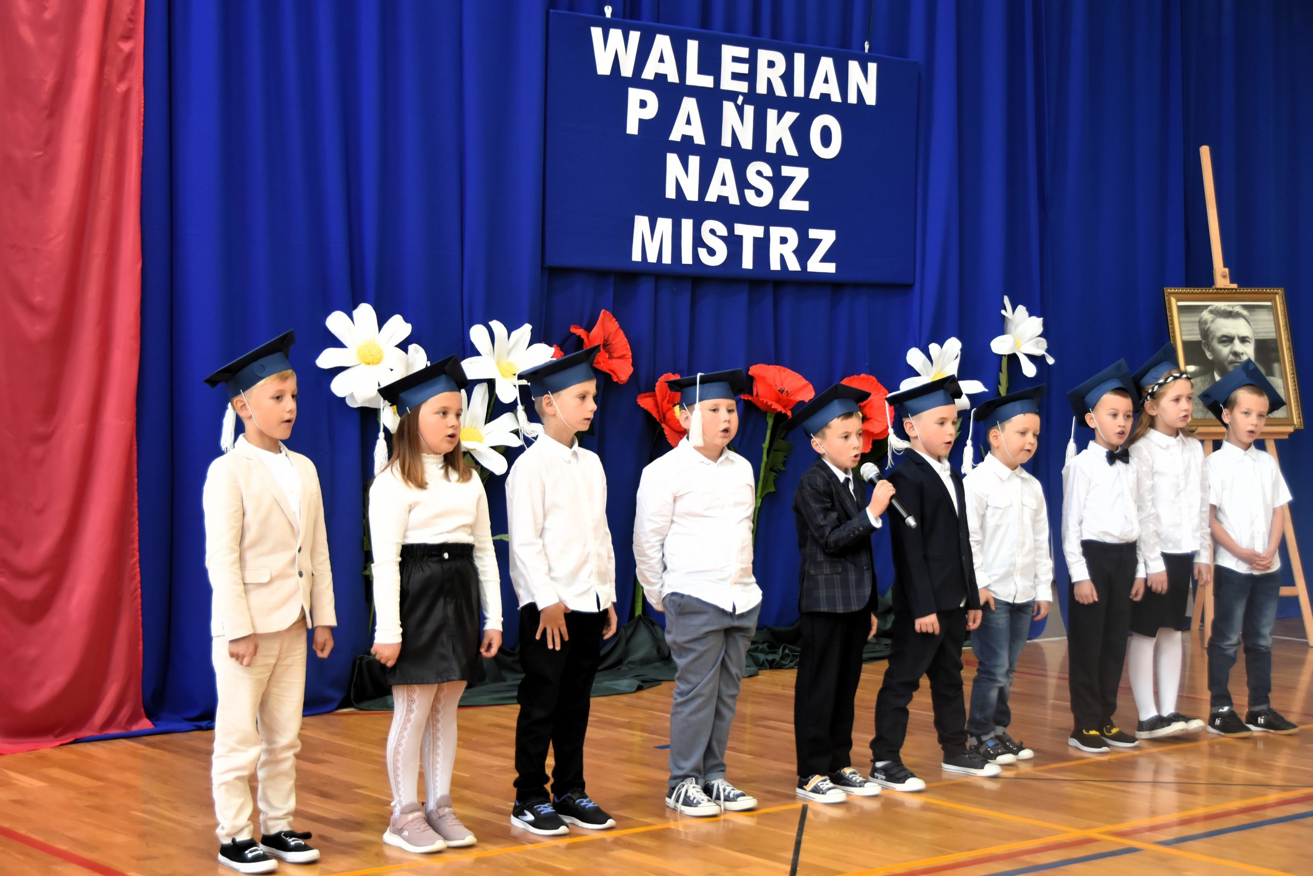 Pierwszoklasiści ze Szkoły Podstawowej w Turzym Polu przyjęci w poczet uczniów