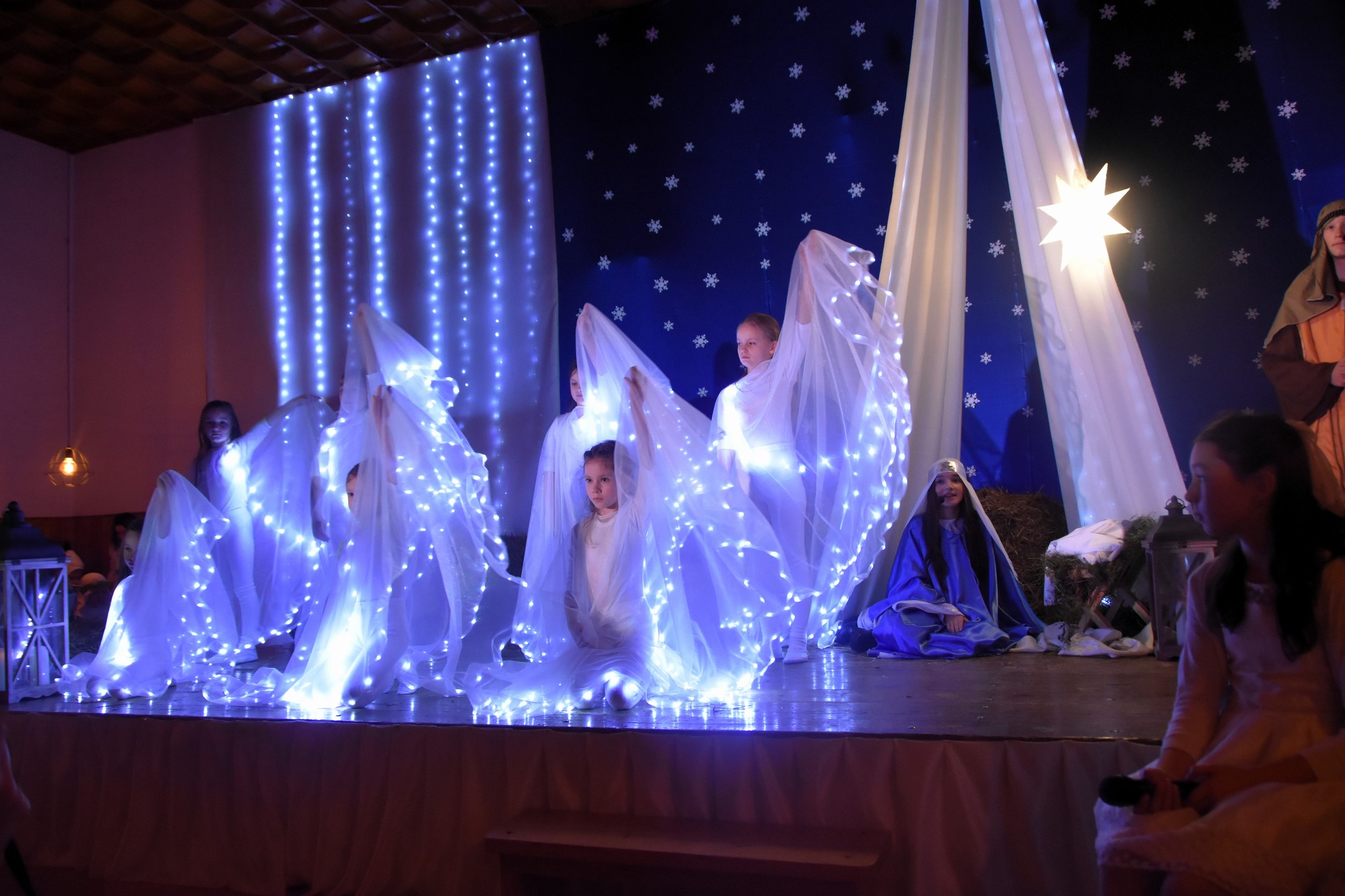 Jasełka w wykonaniu uczniów Szkoły Podstawowej w Zmiennicy