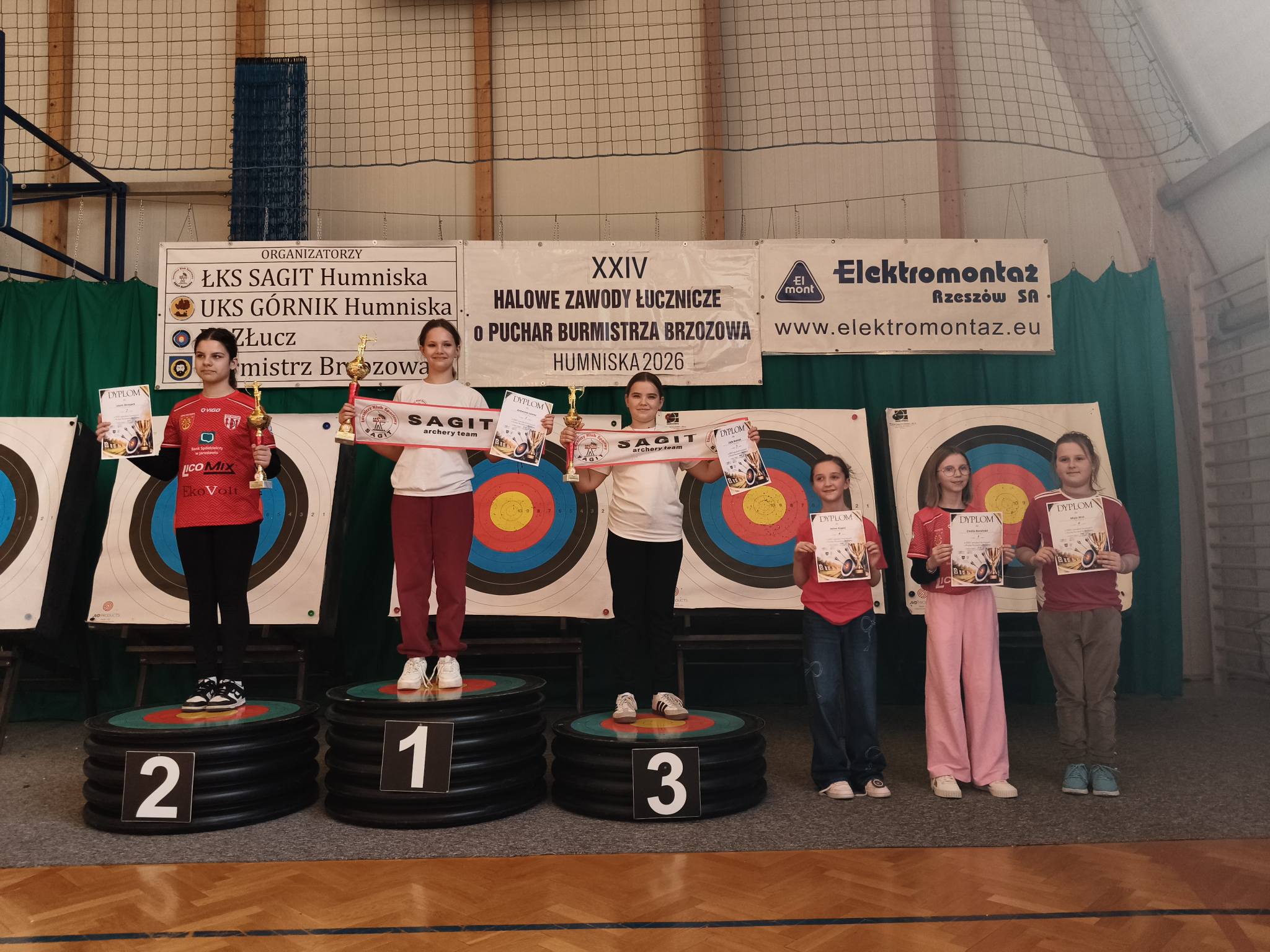 659873956 122281886366021413 2911668525261517781 N