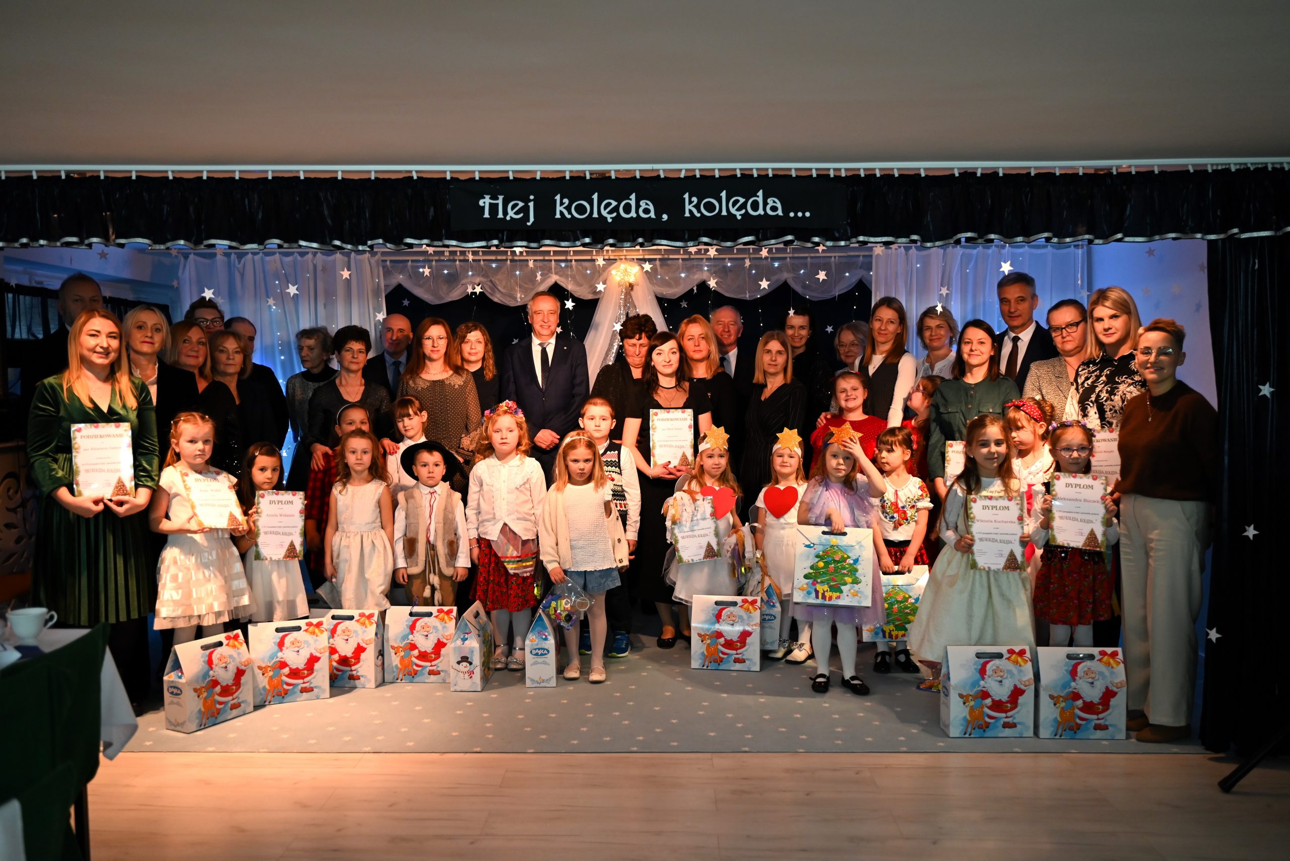 XVI Gminny Przegląd Kolęd i Pastorałek w Przedszkolu Samorządowym Nr 1 w Brzozowie