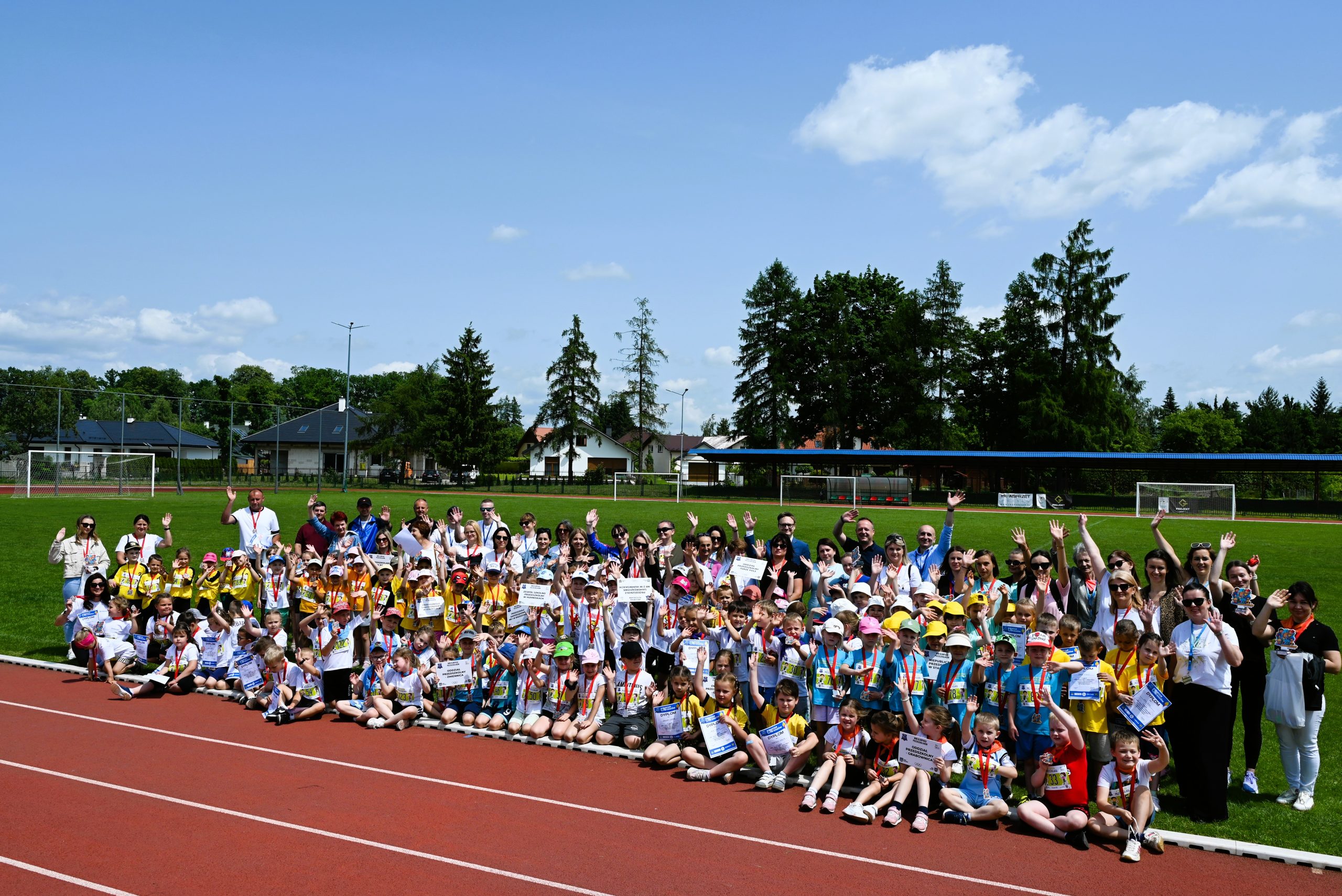 Mini Olimpiada Przedszkolaków – święto radości i sportowej rywalizacji (film)