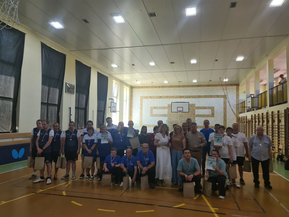 VI Integracyjny Turniej Tenisa Stołowego o Puchar „PRZECHODNI” pod honorowym patronatem Burmistrza Brzozowa