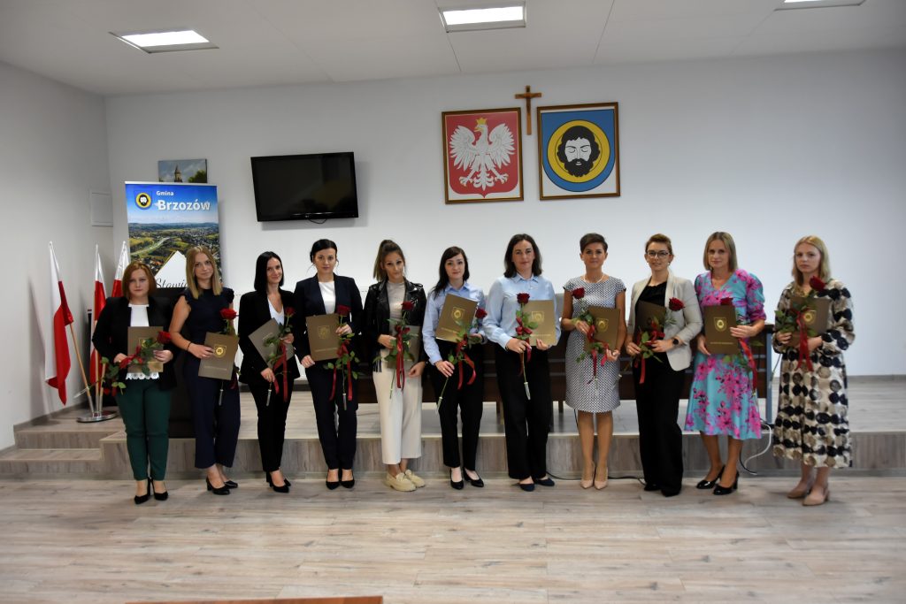 Nauczyciele odebrali akty mianowania