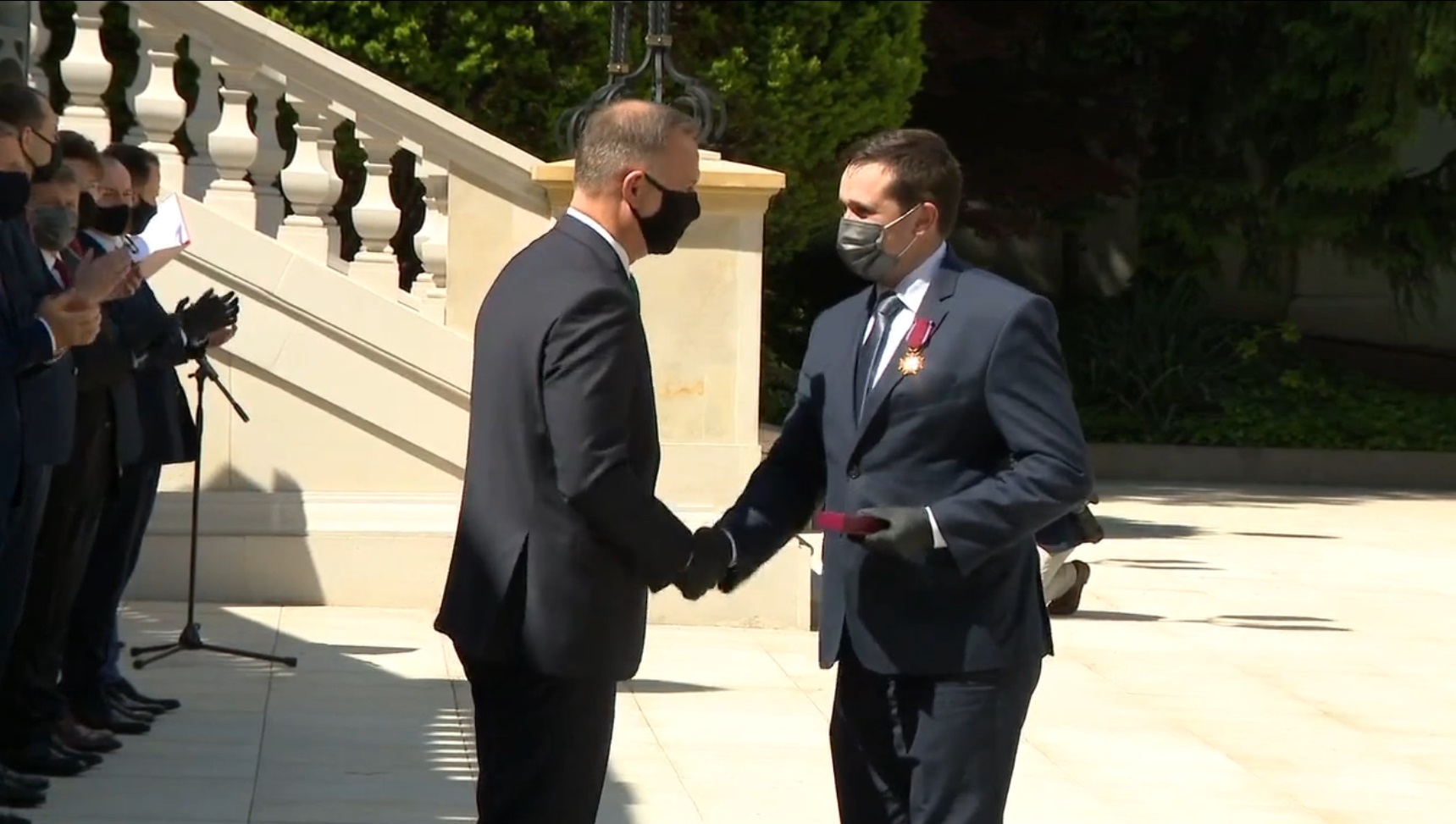 Burmistrz Brzozowa Szymon Stapiński odznaczony Złotym Krzyżem Zasługi