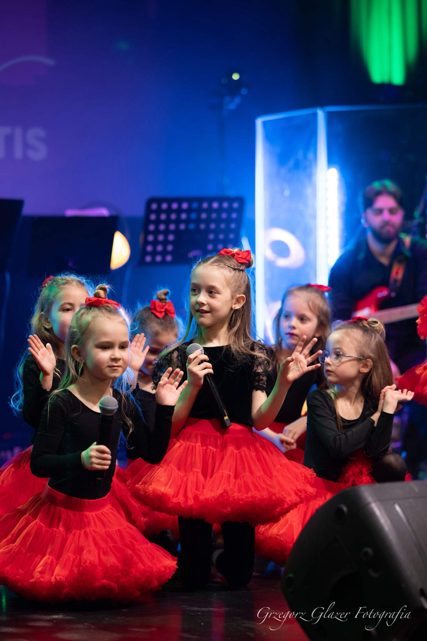 629940194 122178540188428663 8475388640037079769 N