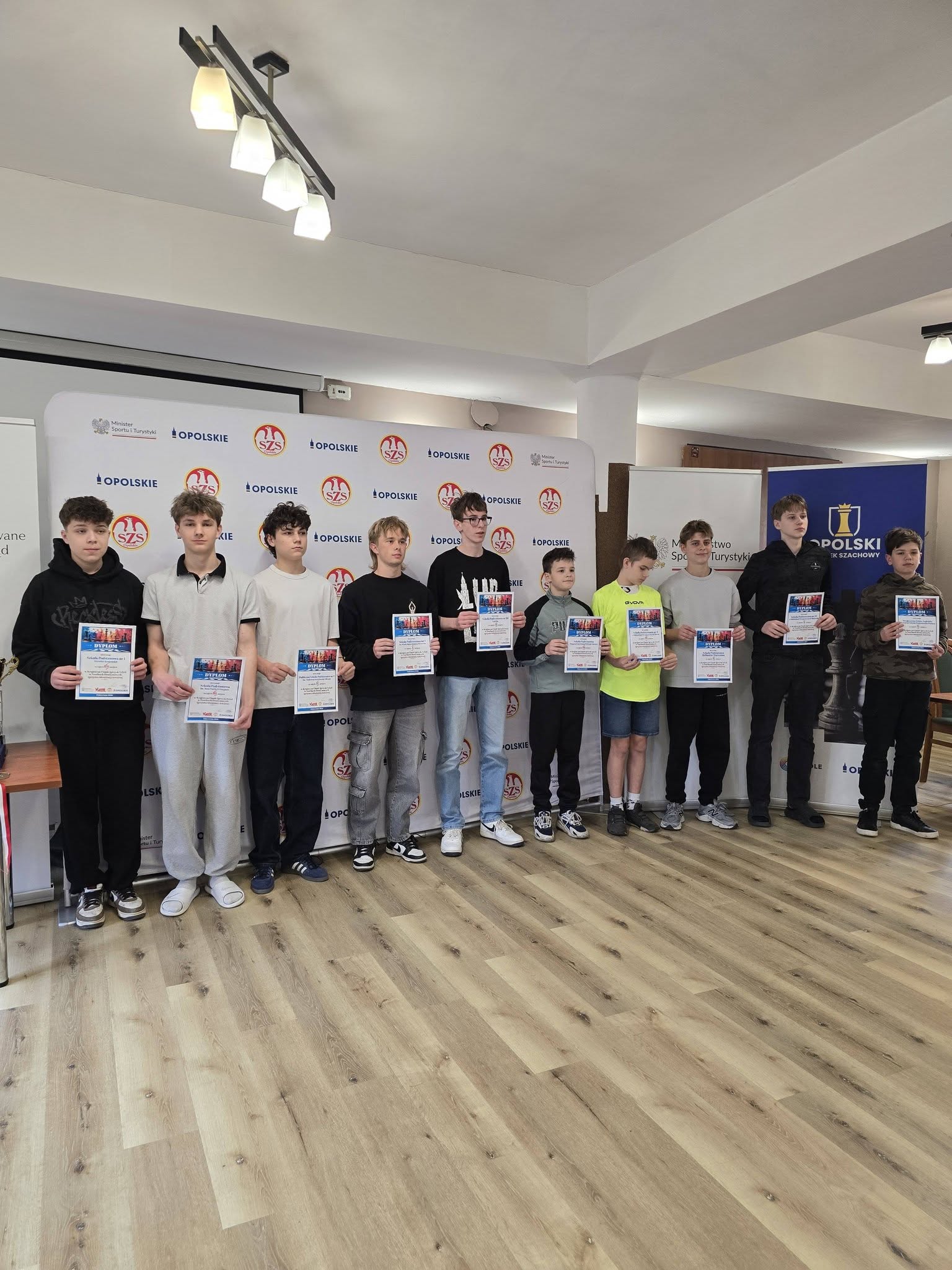 656974735 1462029379292490 3999683435585309323 N