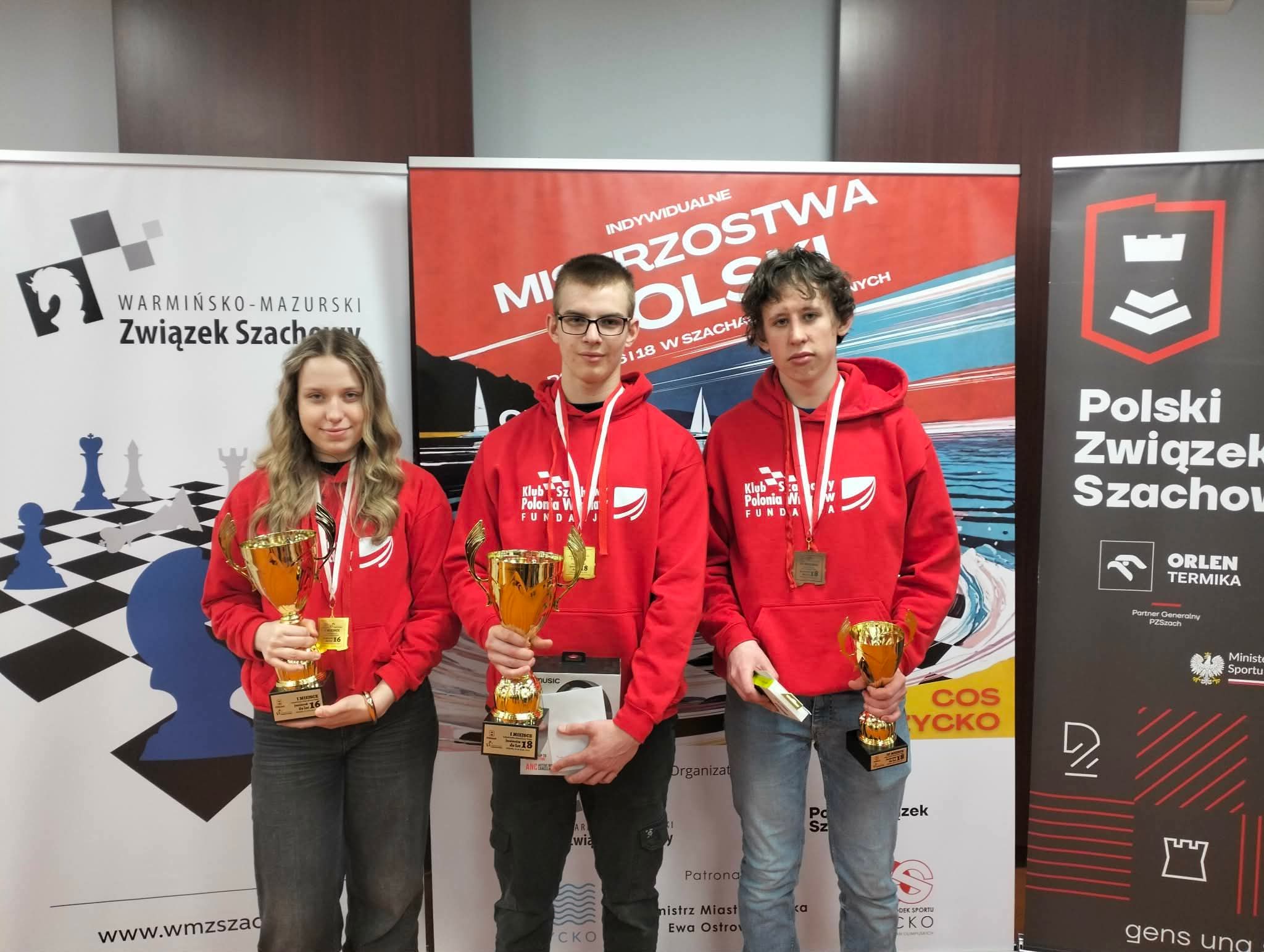 Paweł Sowiński Mistrzem Polski Juniorów do lat 18 w Szachach Klasyczn…