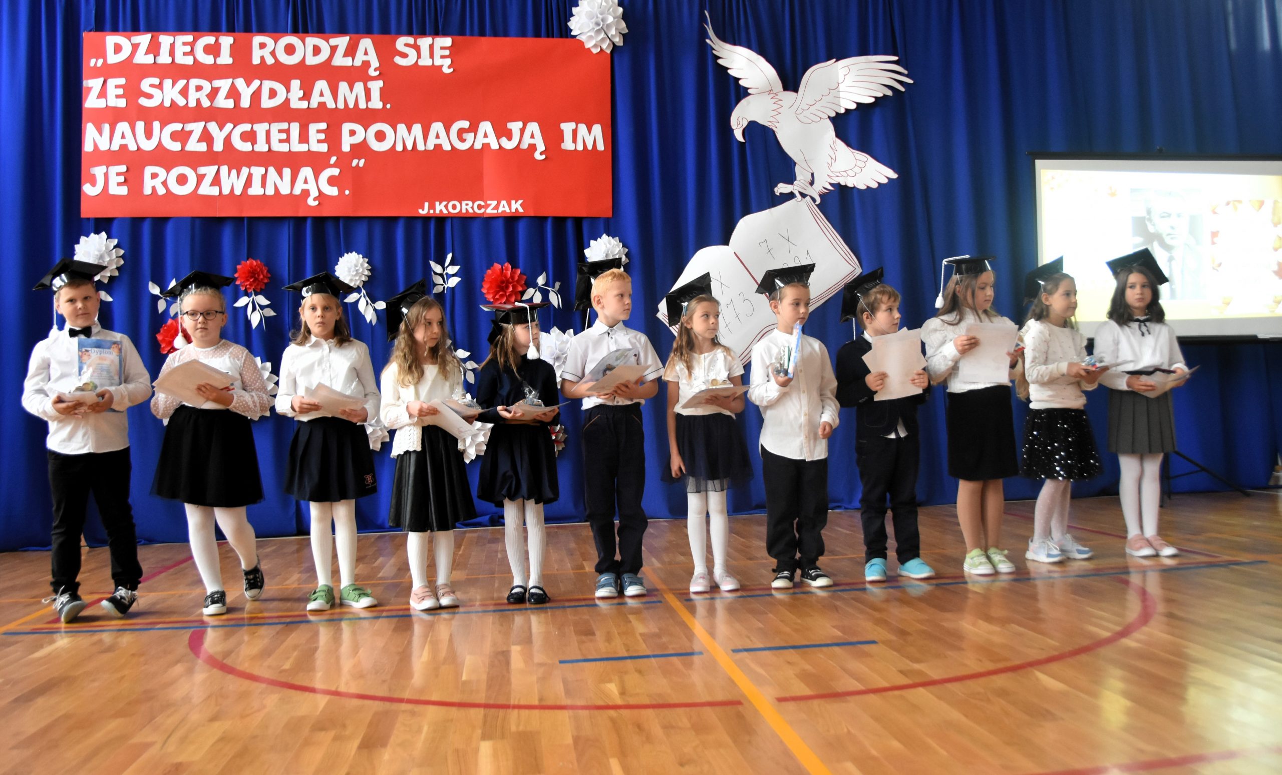 Pasowanie na uczniów w Szkole Podstawowej im. prof. Waleriana Pańki w Turzym Polu