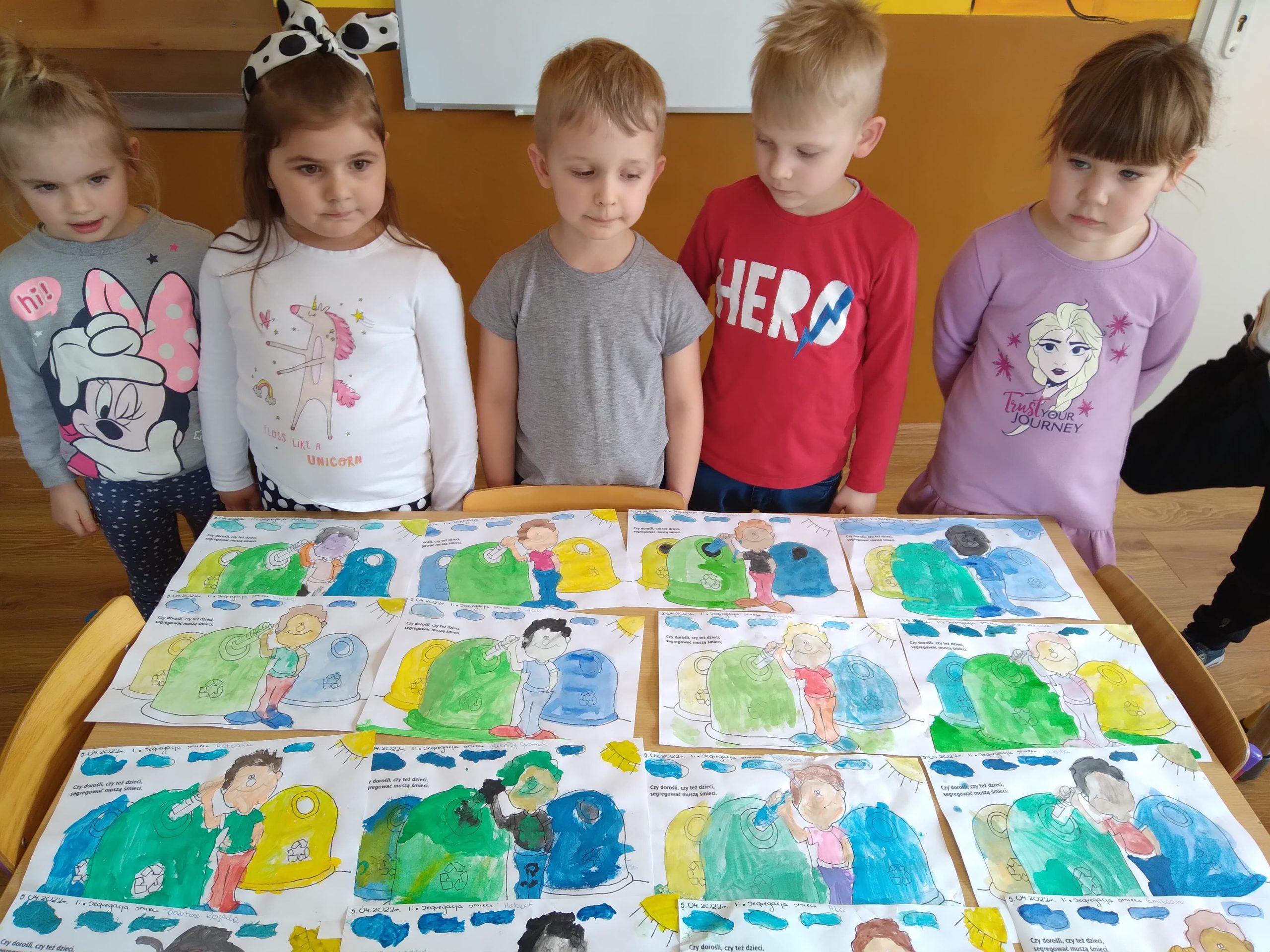 Akcja społeczna ” Przedszkolaki dla planety” w ramach programu ” Solidarność. Podaj dalej” Fundacji Szkoła z klasą.