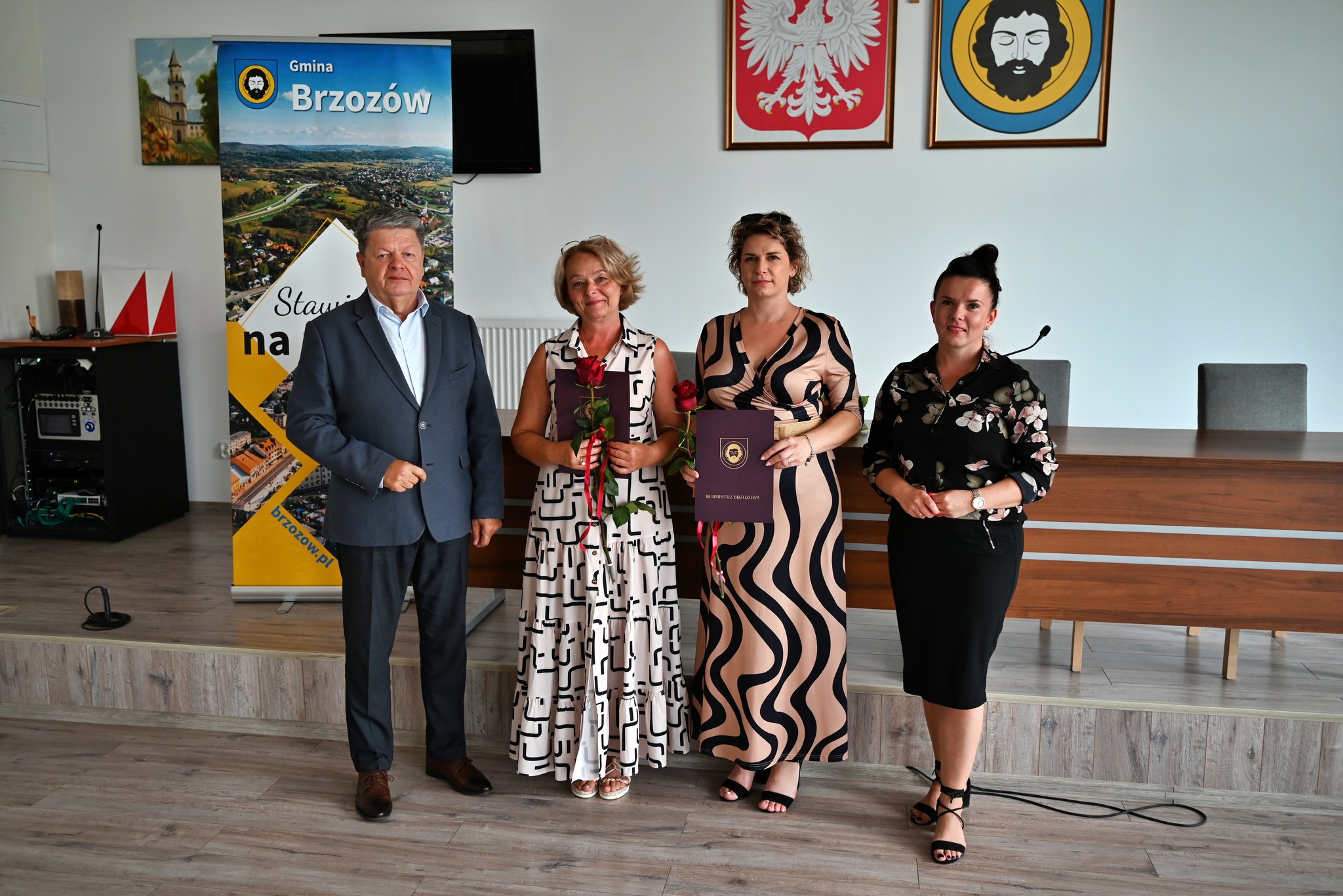 Uroczystość wręczenia aktów mianowania i powierzenia stanowisk dyrektorom placówek oświatowych