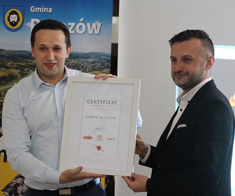 Ogólnopolska Karta Seniora – Cenna inicjatywa. Ukłon w stronę osób 60+