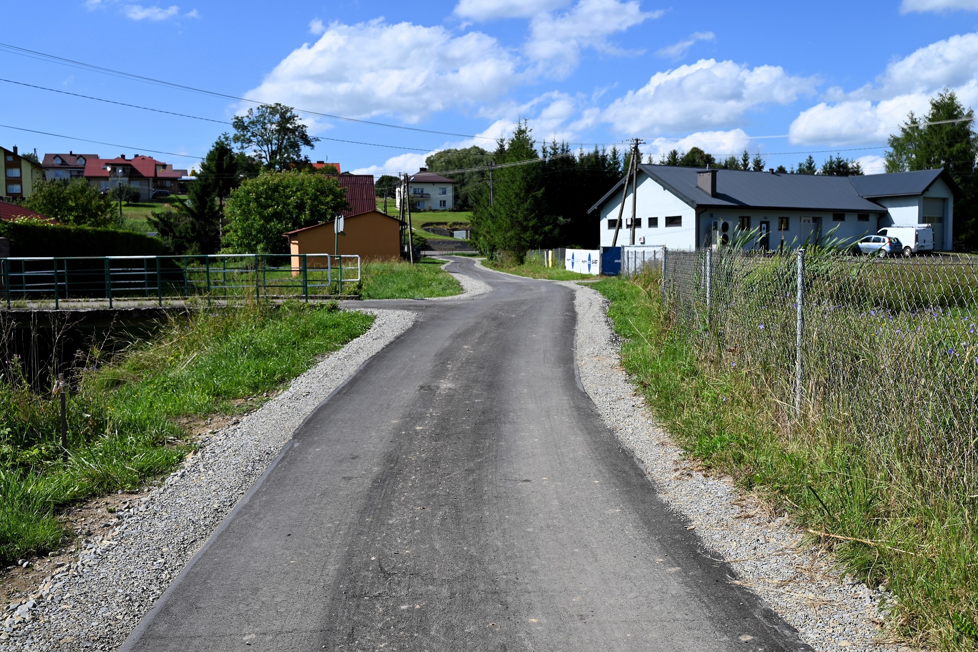 Nowa nawierzchnia drogi w Przysietnicy