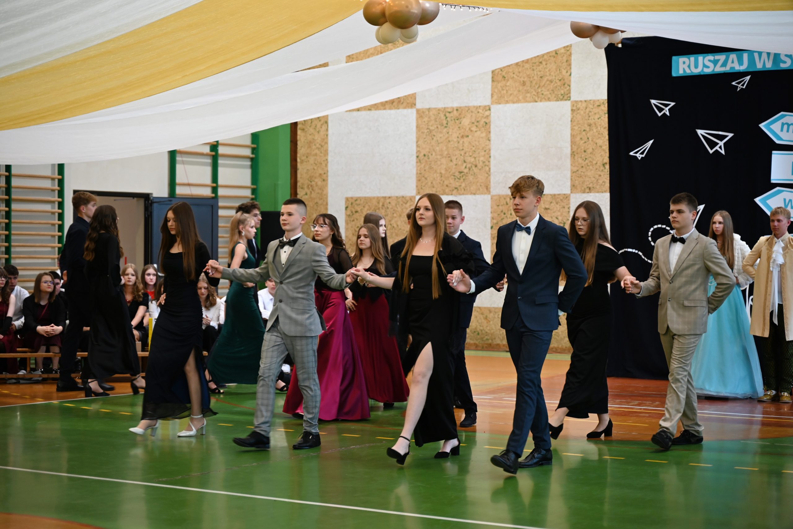 Bal ósmoklasisty w Szkole Podstawowej Nr 1 w Brzozowie