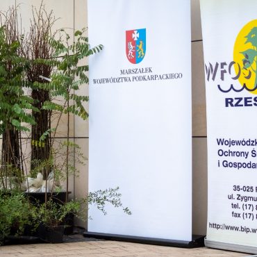Banery "Województwa Podkarpackiego" oraz "WFOŚ i GW Rzeszów"